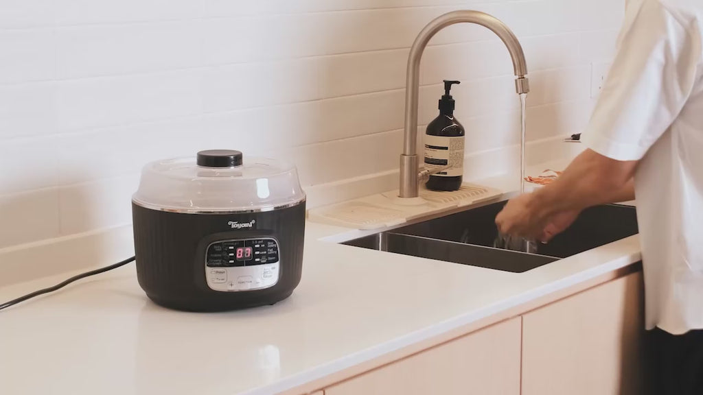 Toyomi 1.8L Double Boil Cooker SC 1822